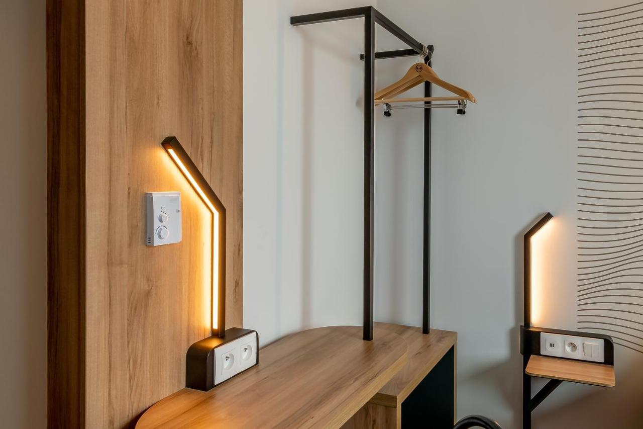 B&B Hotel Ouistreham Eksteriør bilde