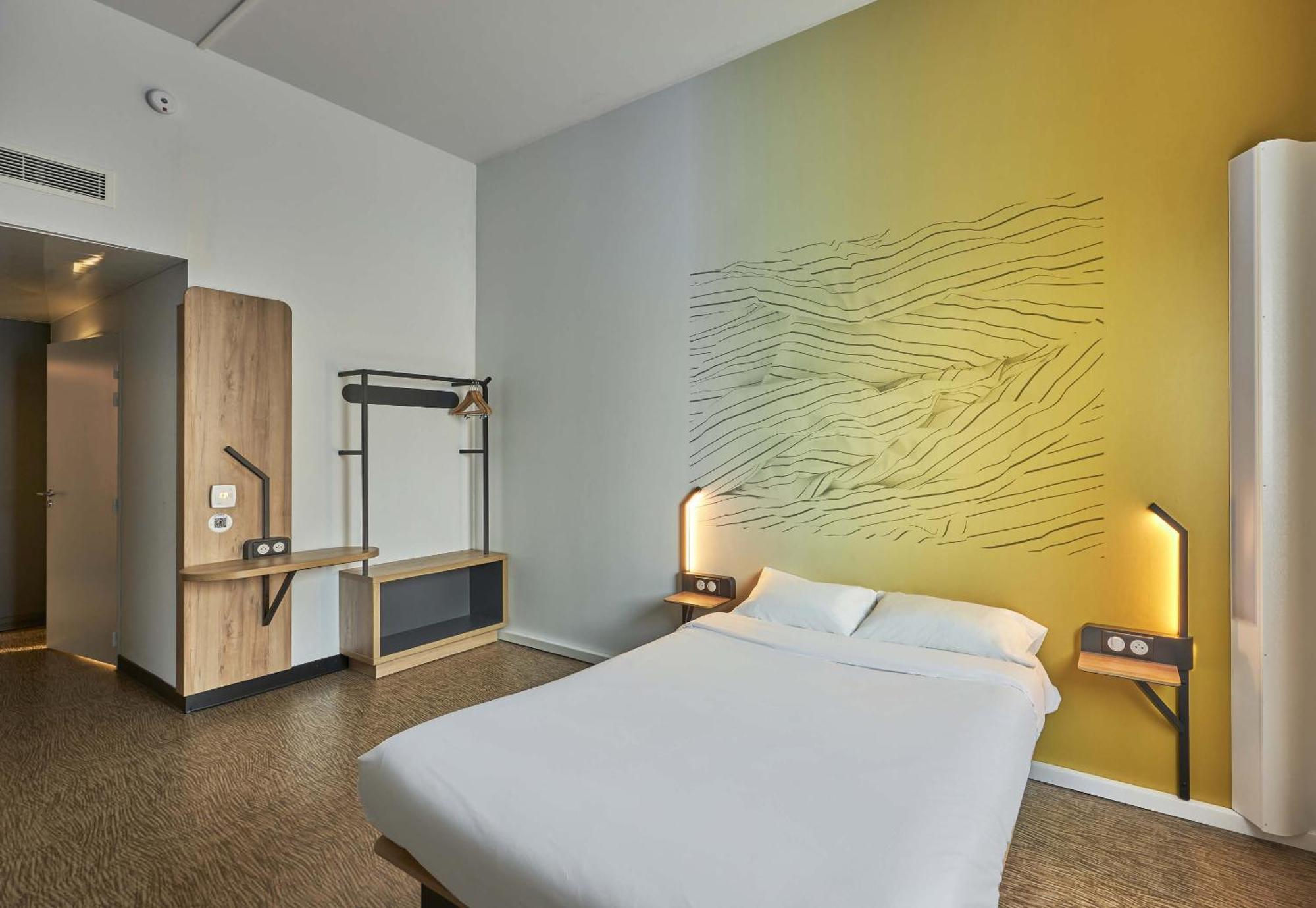 B&B Hotel Ouistreham Eksteriør bilde